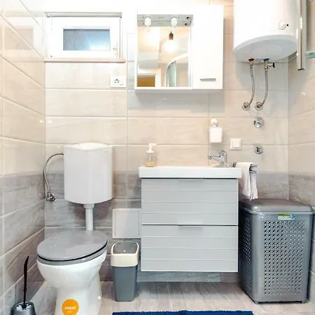 Lägenhet 2 Apartmans 